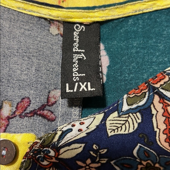 SACRED THREADS TOP L/XL - Picture 15 of 15